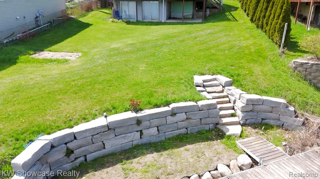 6354 Bennett Lake Road