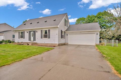 718 Metcalf Drive Imlay City City MI 48444