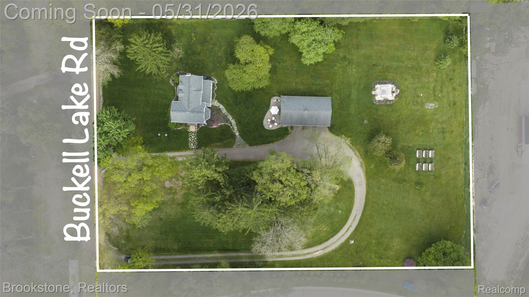 8322 BUCKELL LAKE
