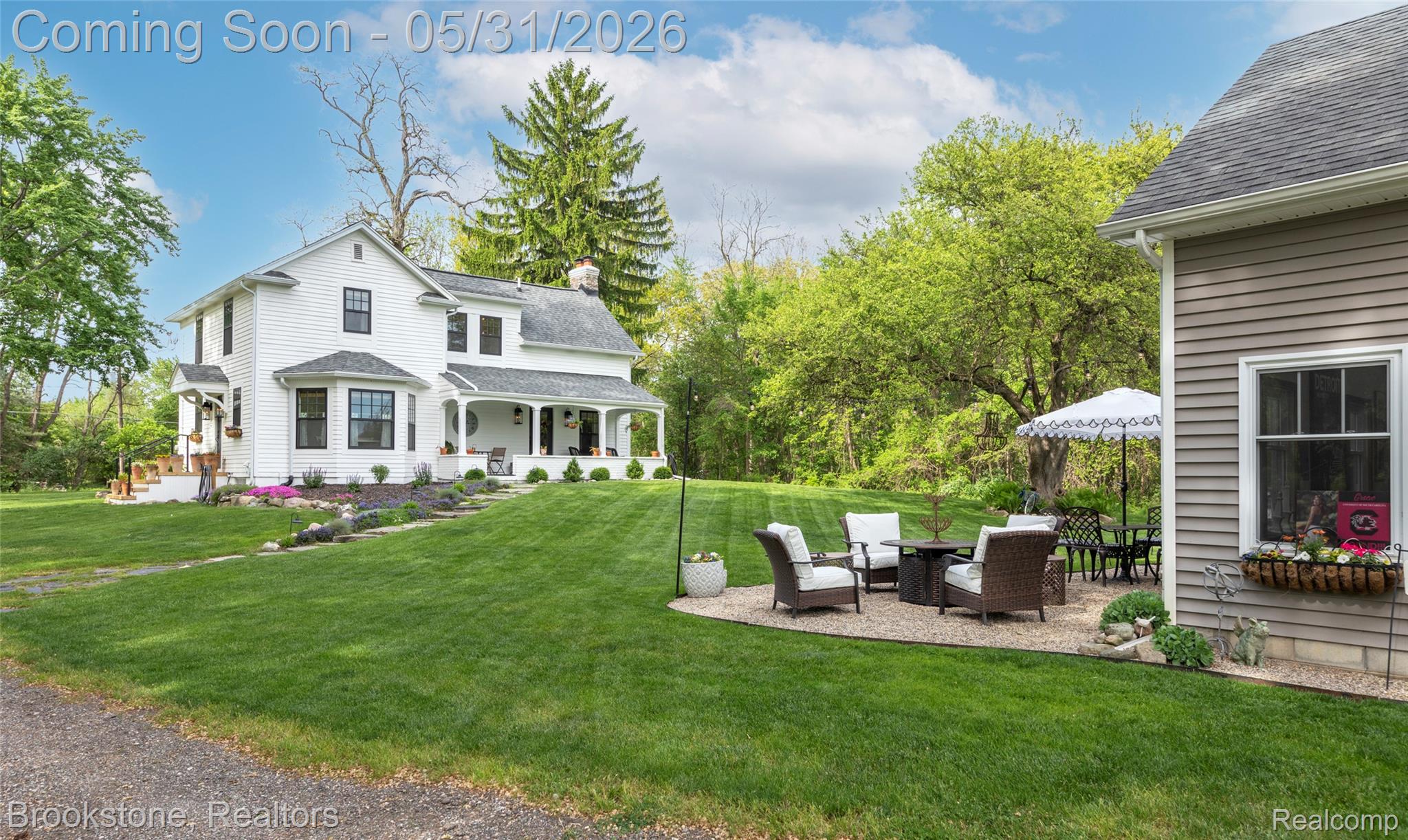 8322 BUCKELL LAKE