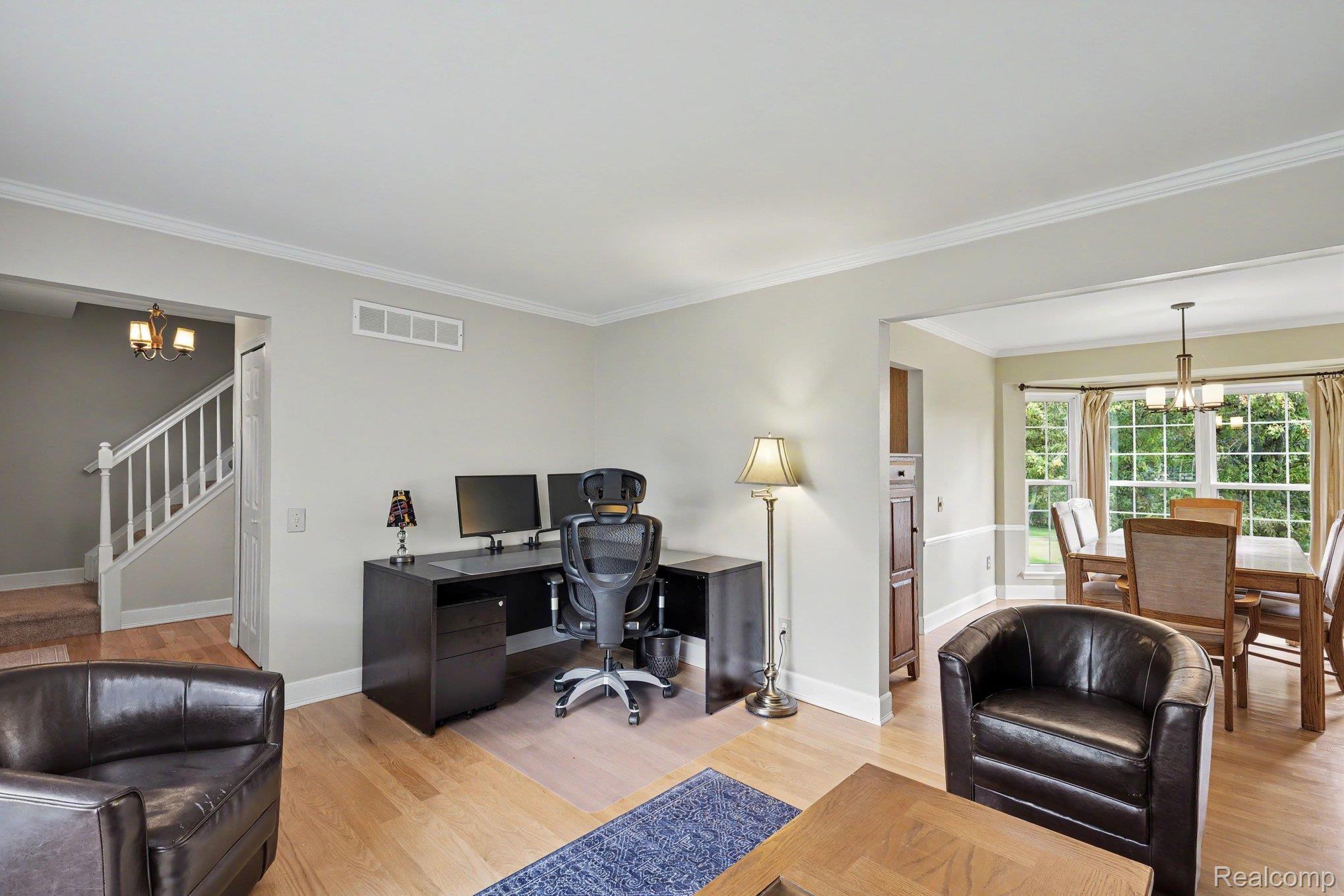 1692 Ridgecrest