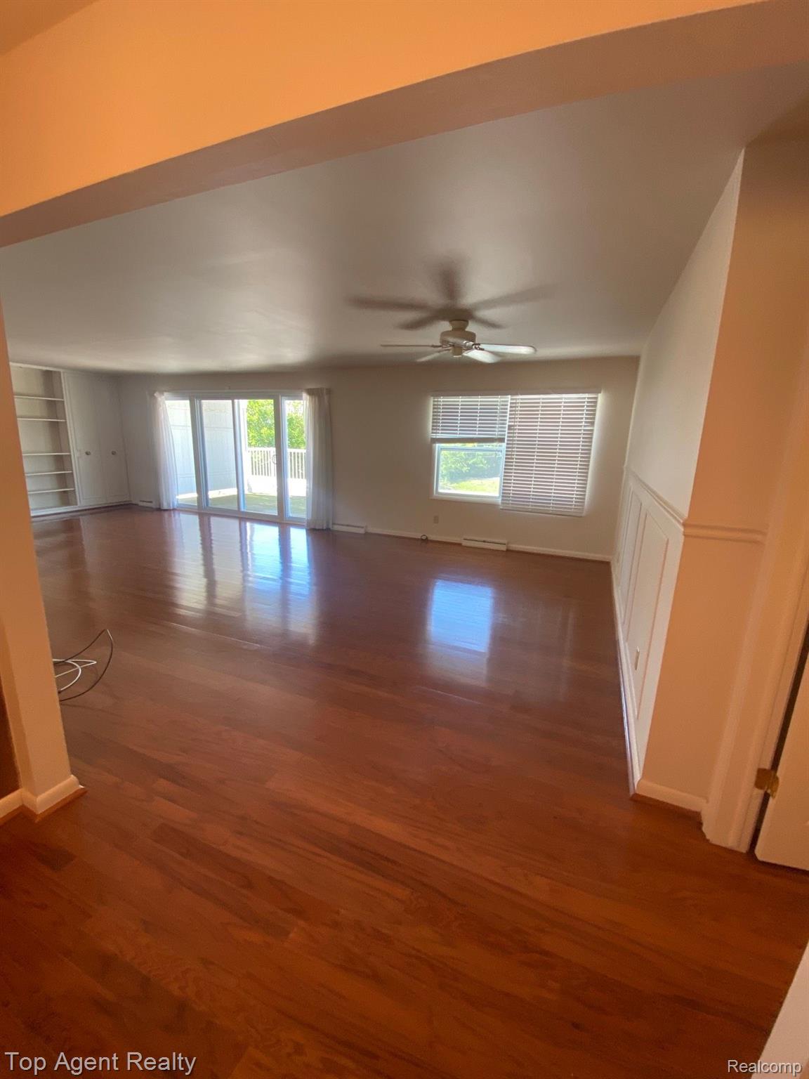 5313 Territorial Road