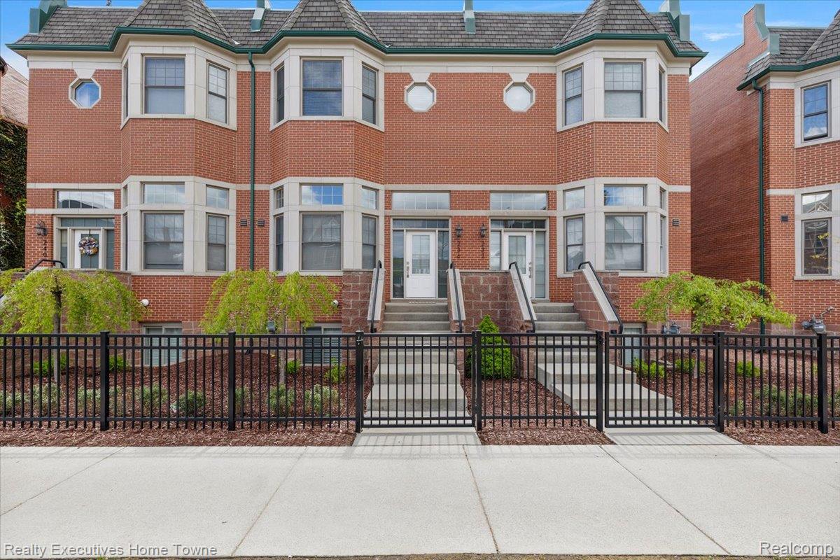 236 Erskine Street Erskine Street Unit 23