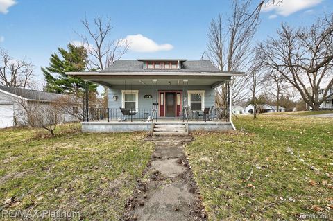 215 Washington Street Shiawassee Township MI 48418