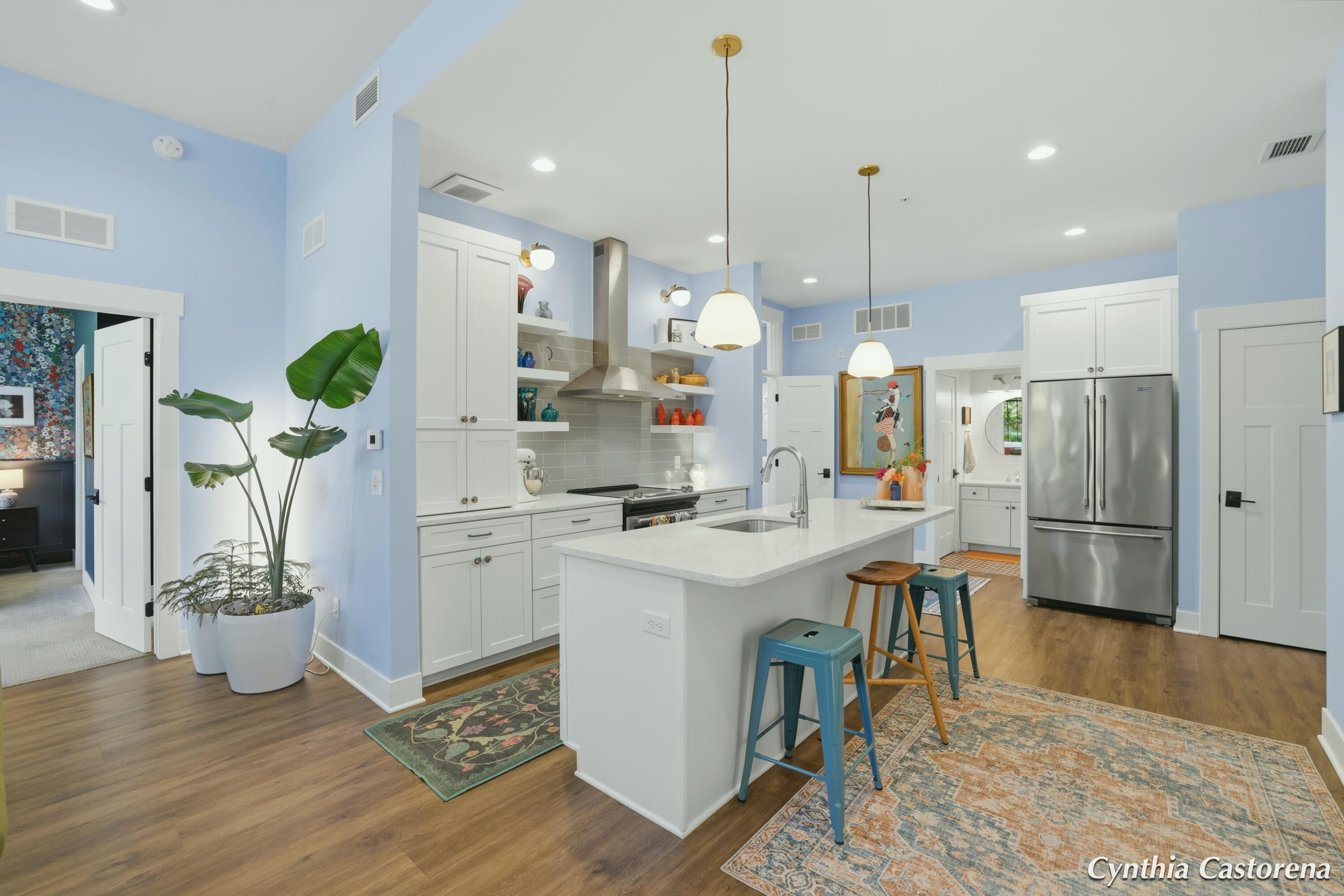 156 W 11th Street 102