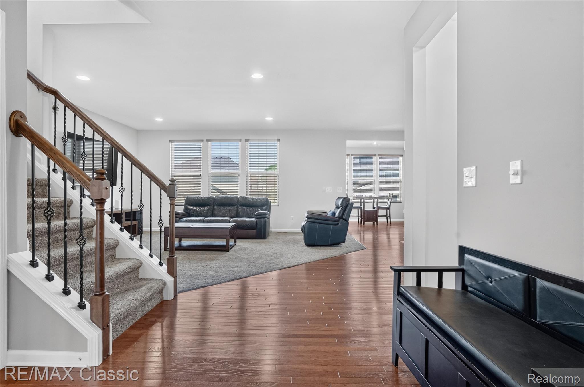 29949 Macintosh Lane