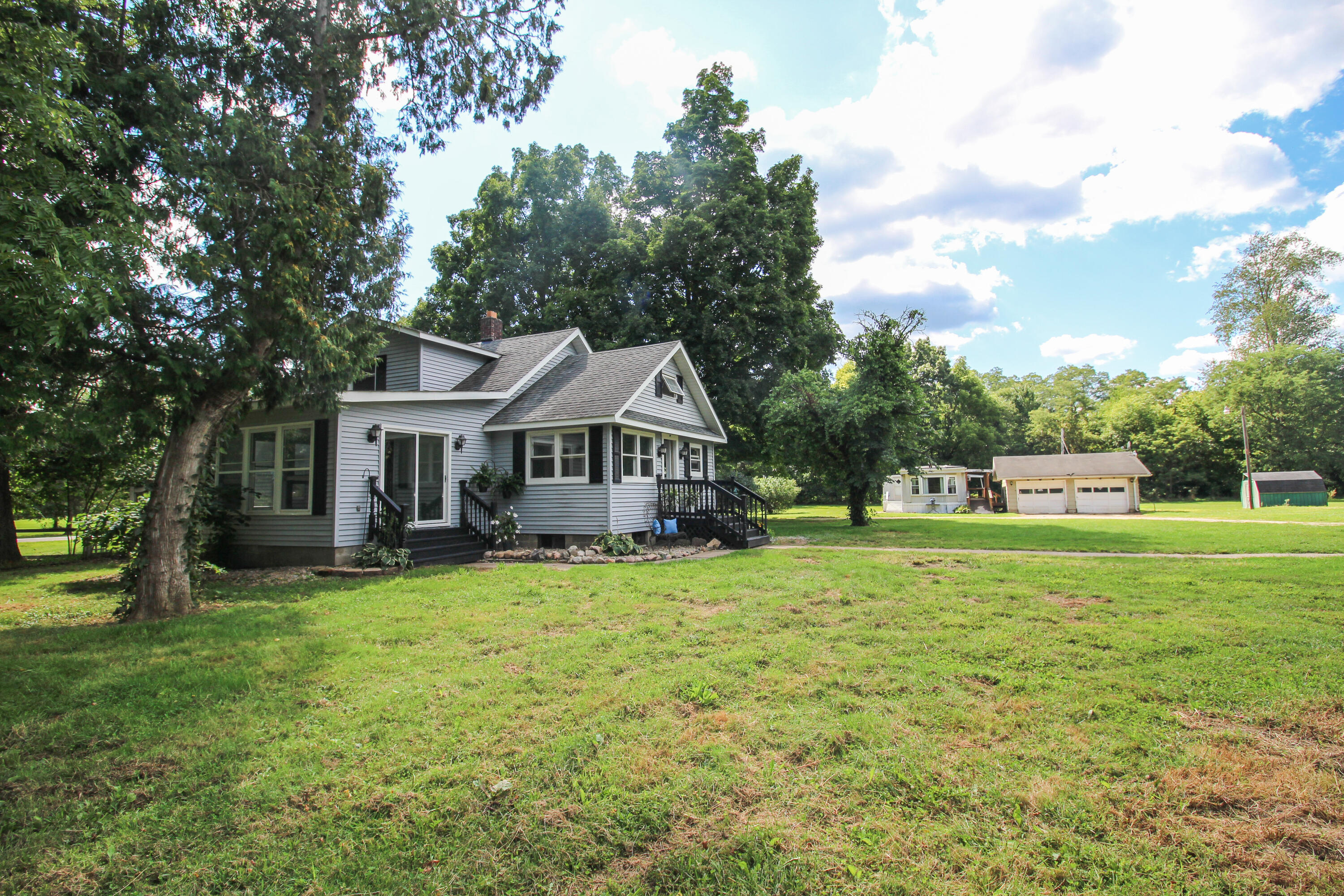 18124 S Fisher Lake Road