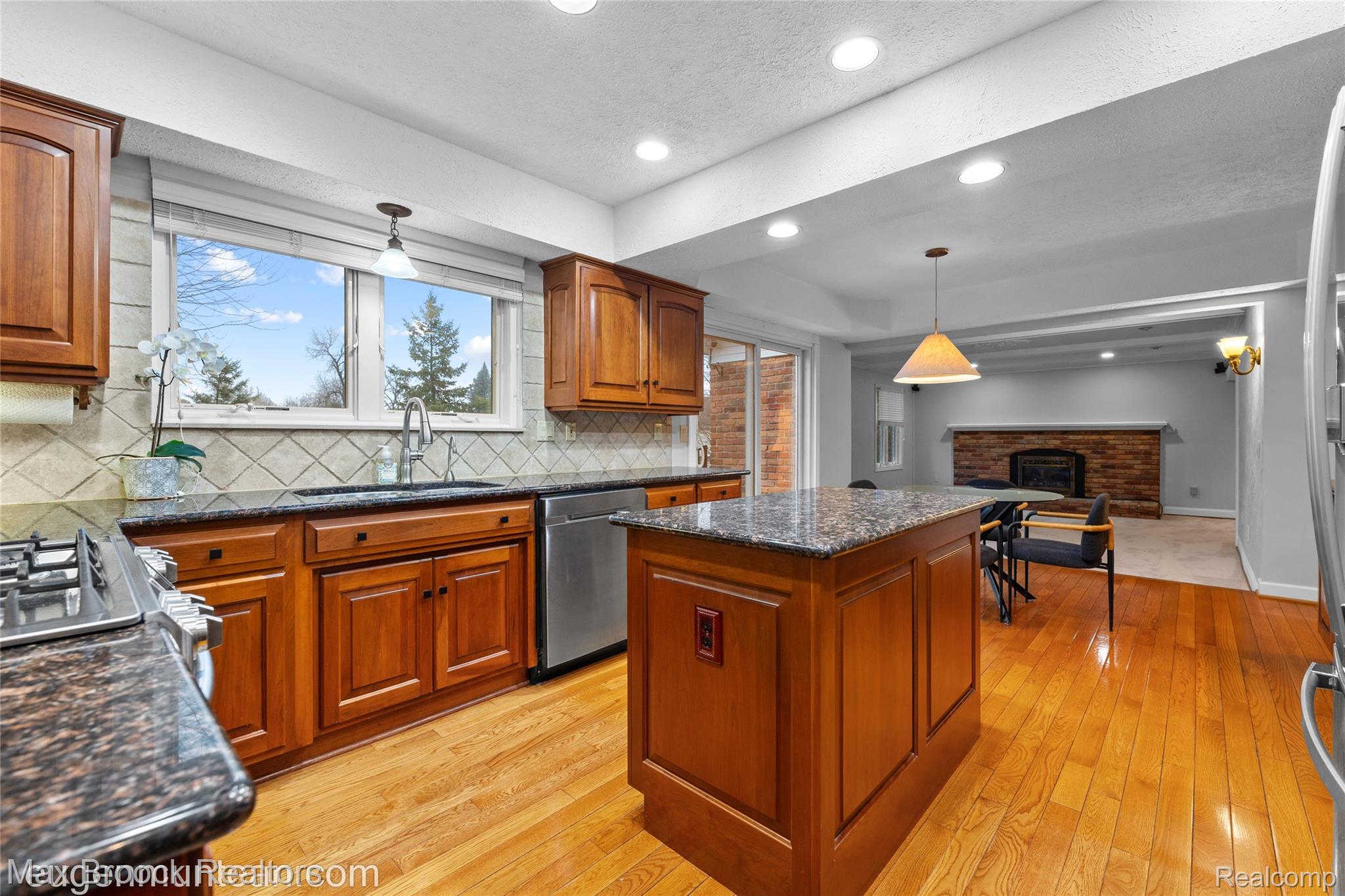 3639 Heatherwood Court