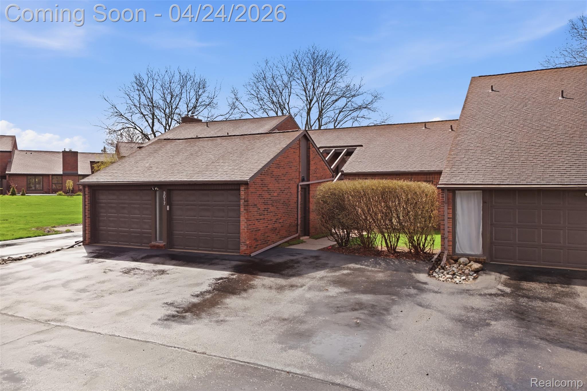 3017 Lindenwood Drive