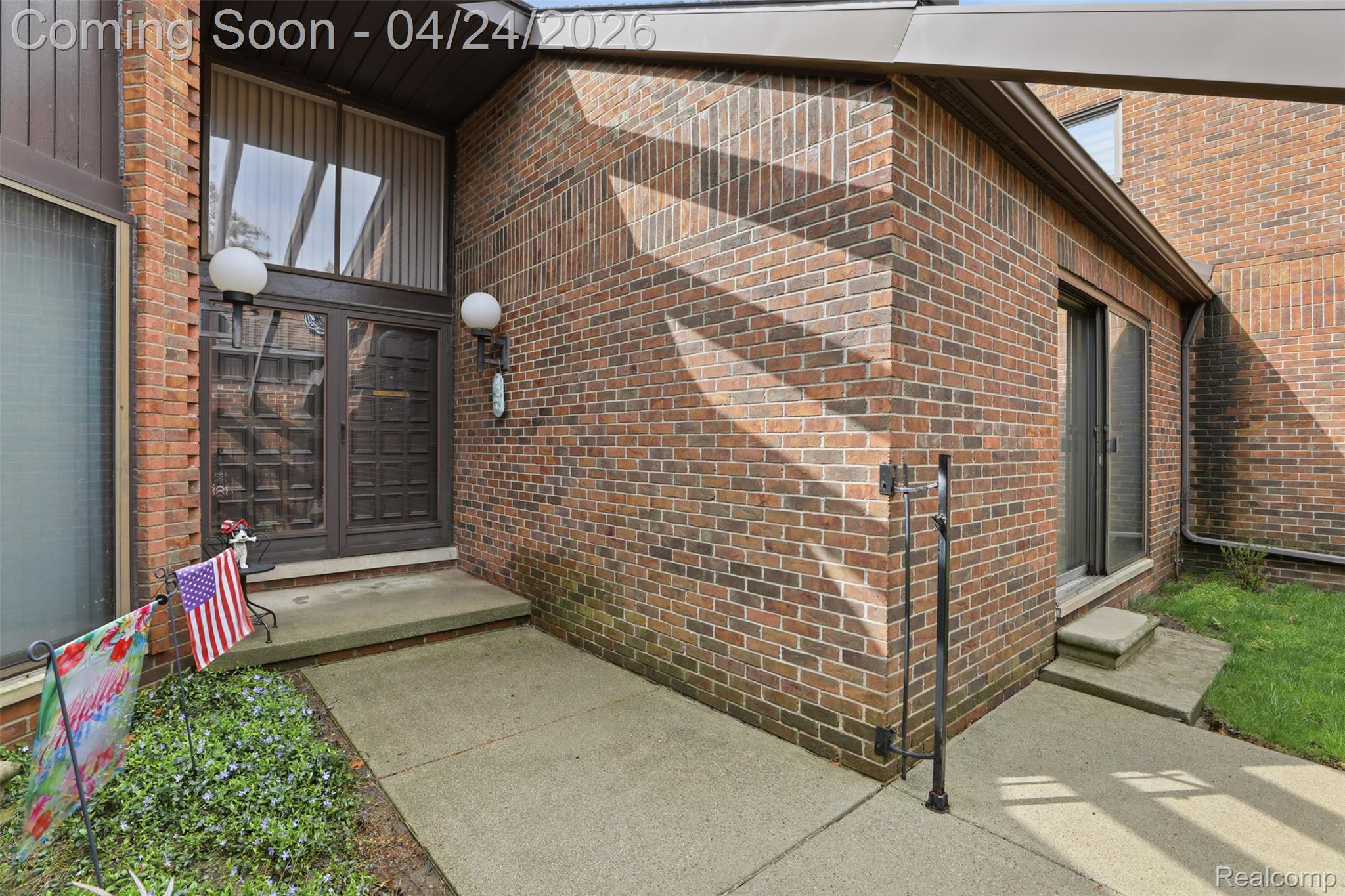 3017 Lindenwood Drive