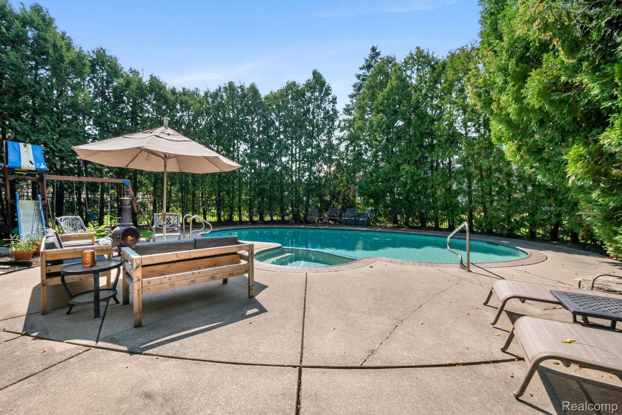 7367 Village Square Drive
