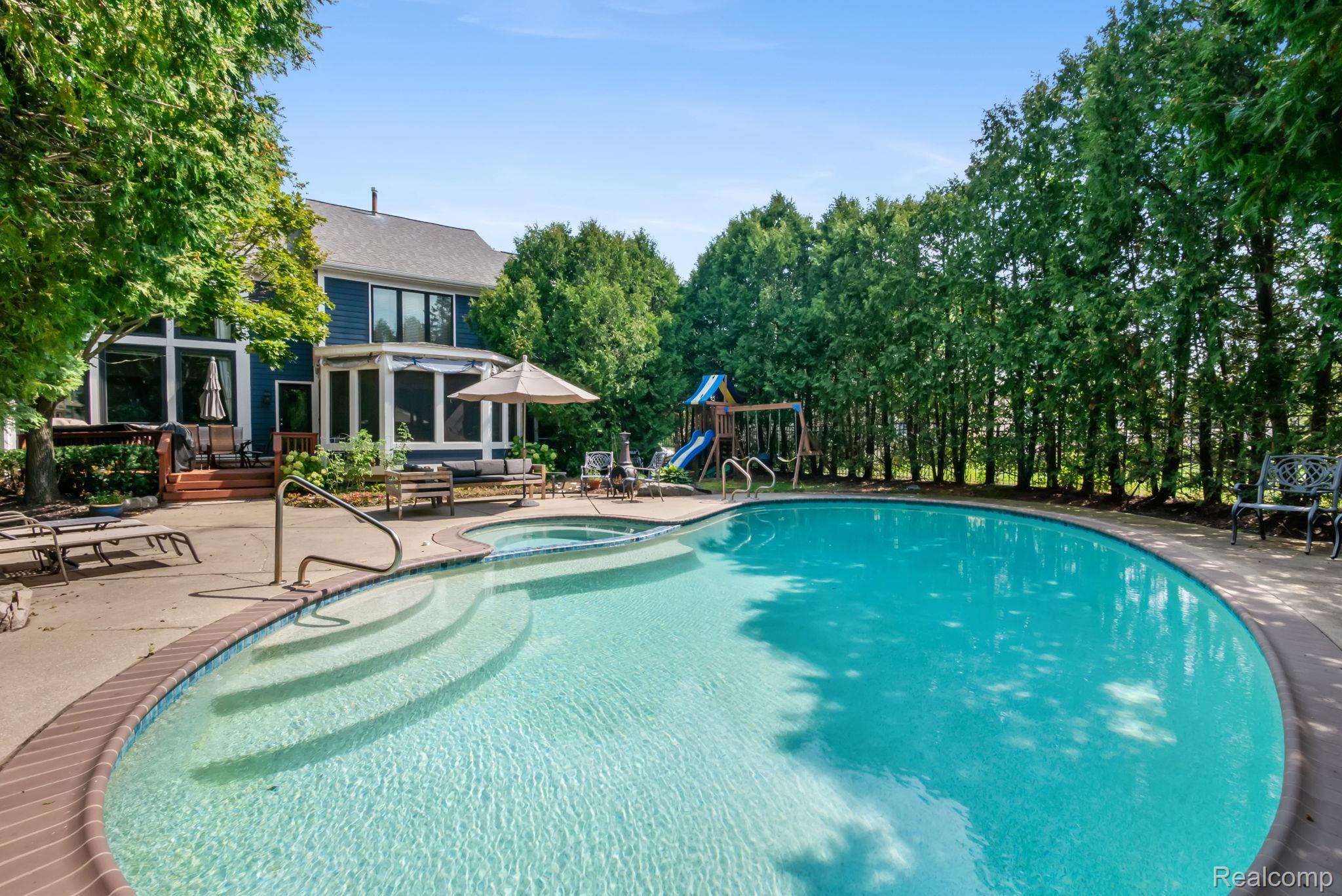 7367 Village Square Drive