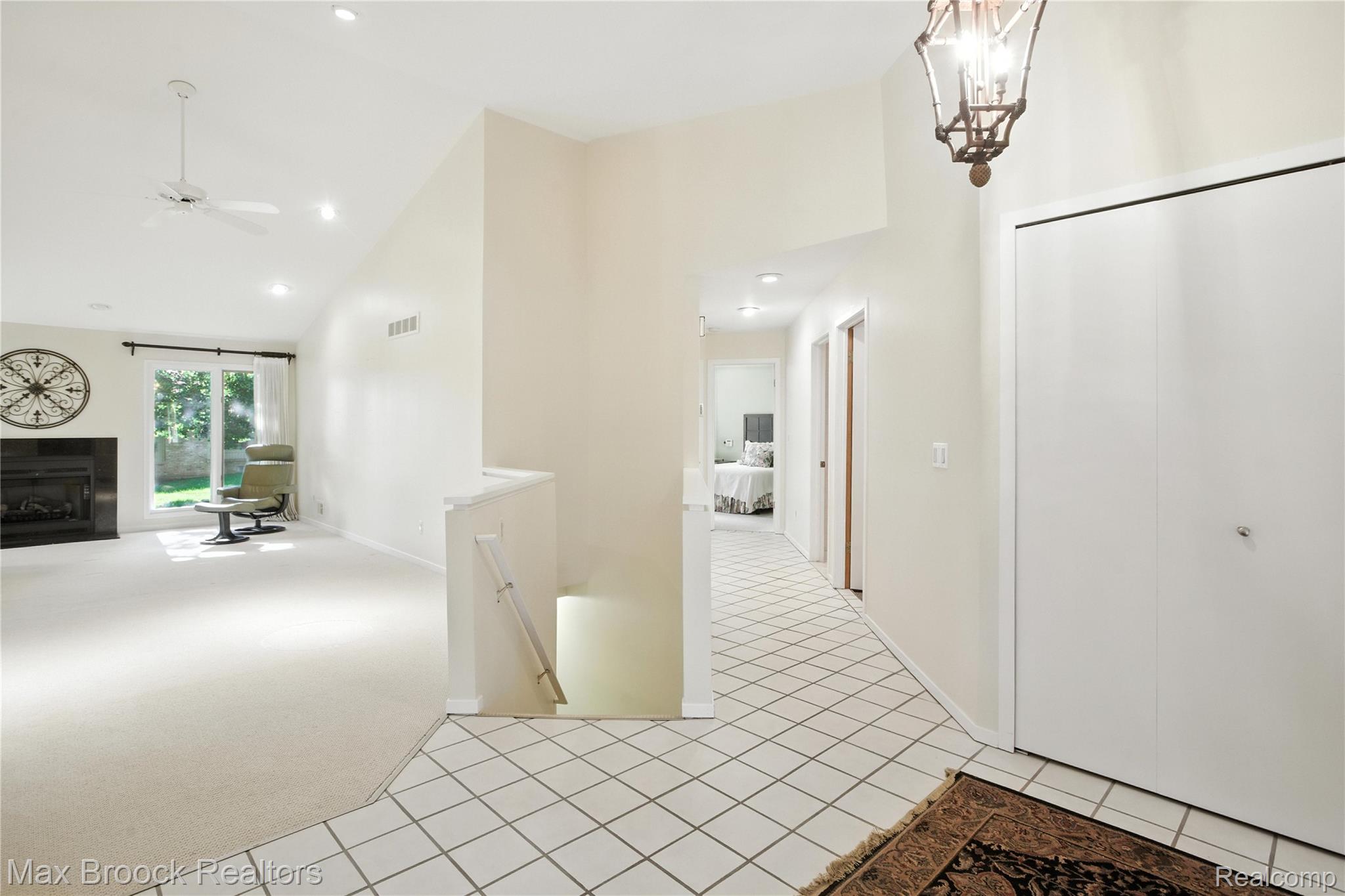 4185 Foxpointe Drive
