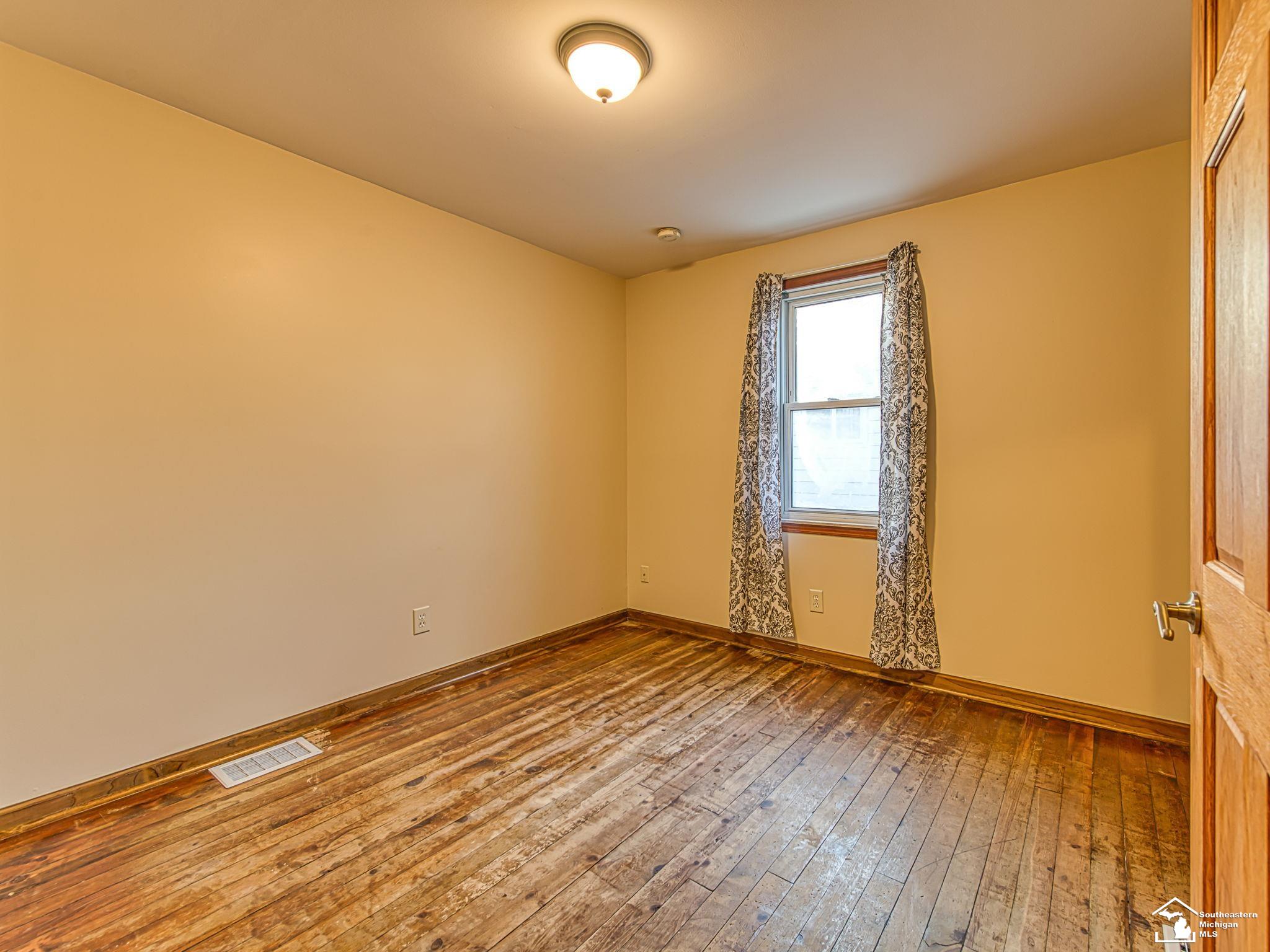 28339 Sheridan Street