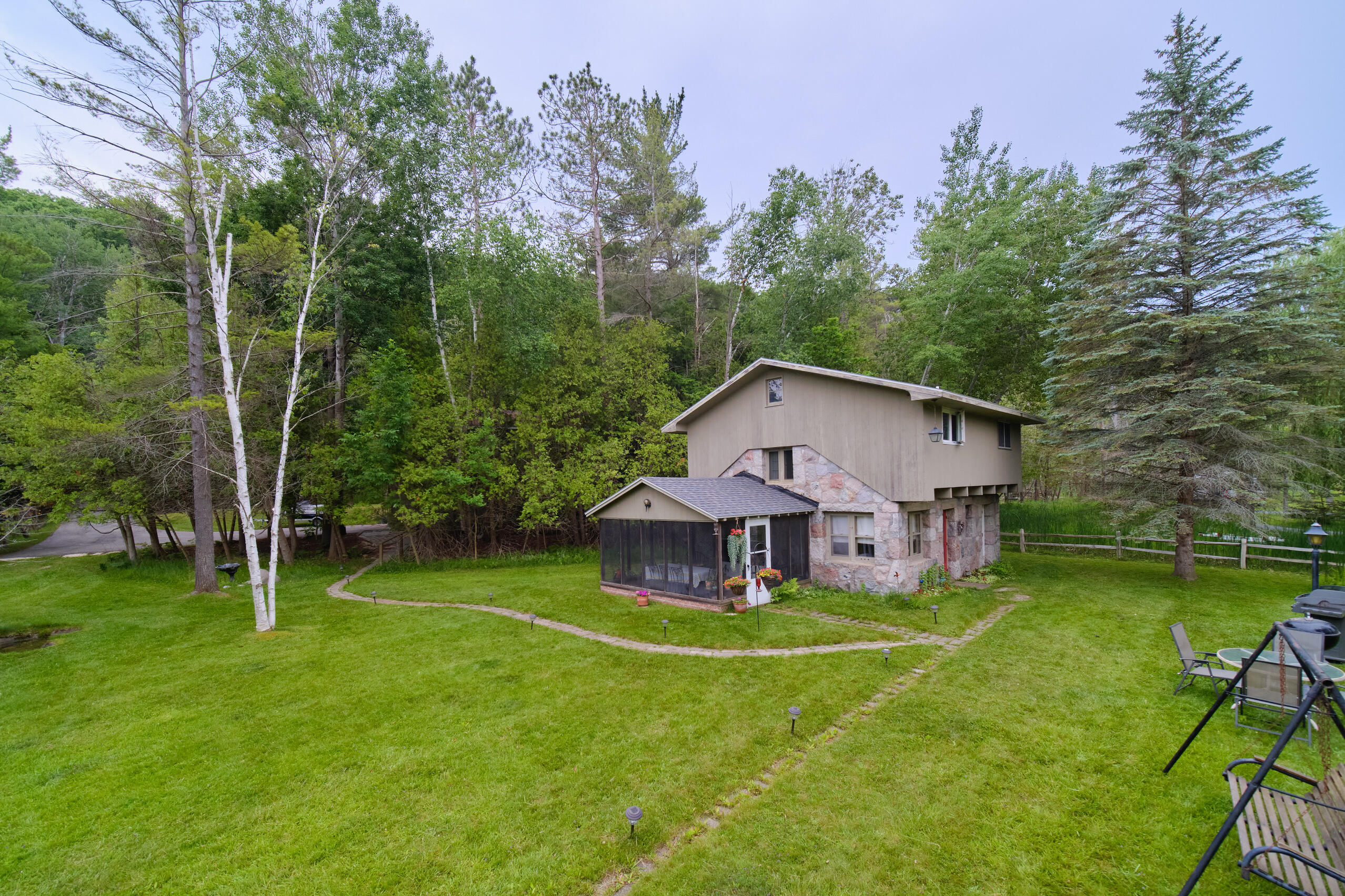 2840 Crescent Beach Road