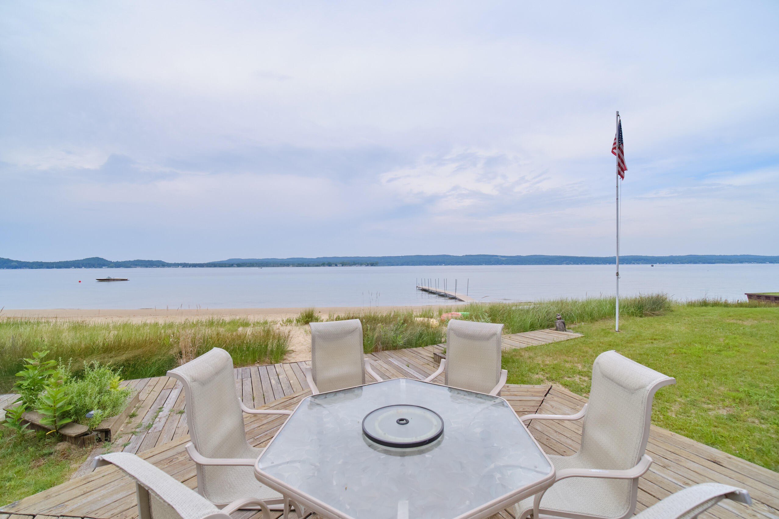 2840 Crescent Beach Road