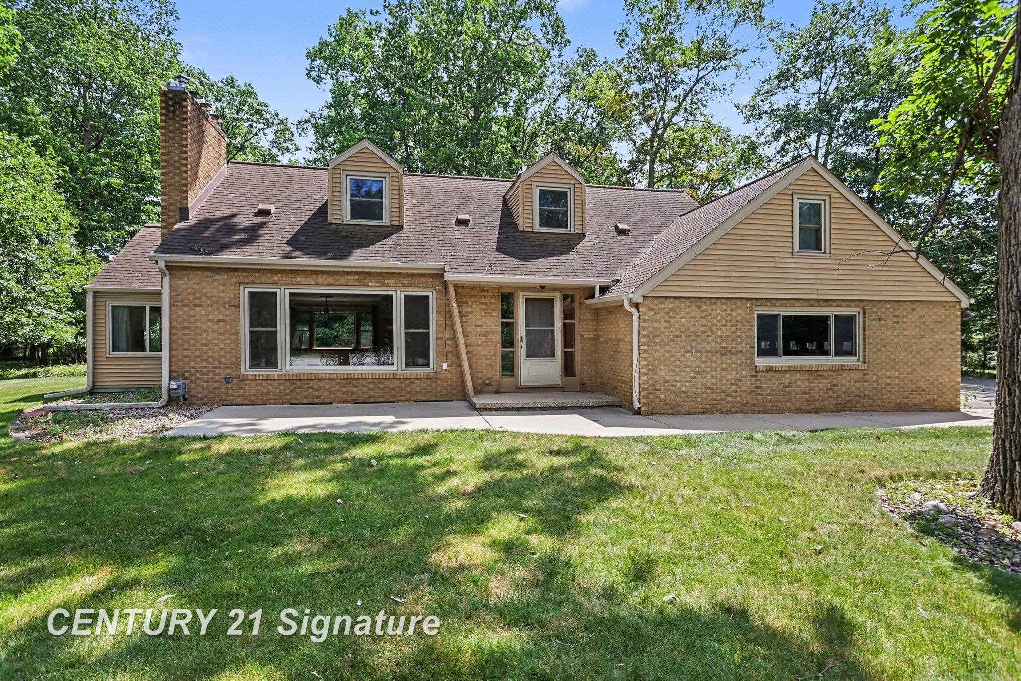 3572 Meadowood Court