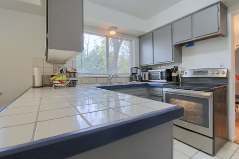 A home in SouthfieldCity_Oakland