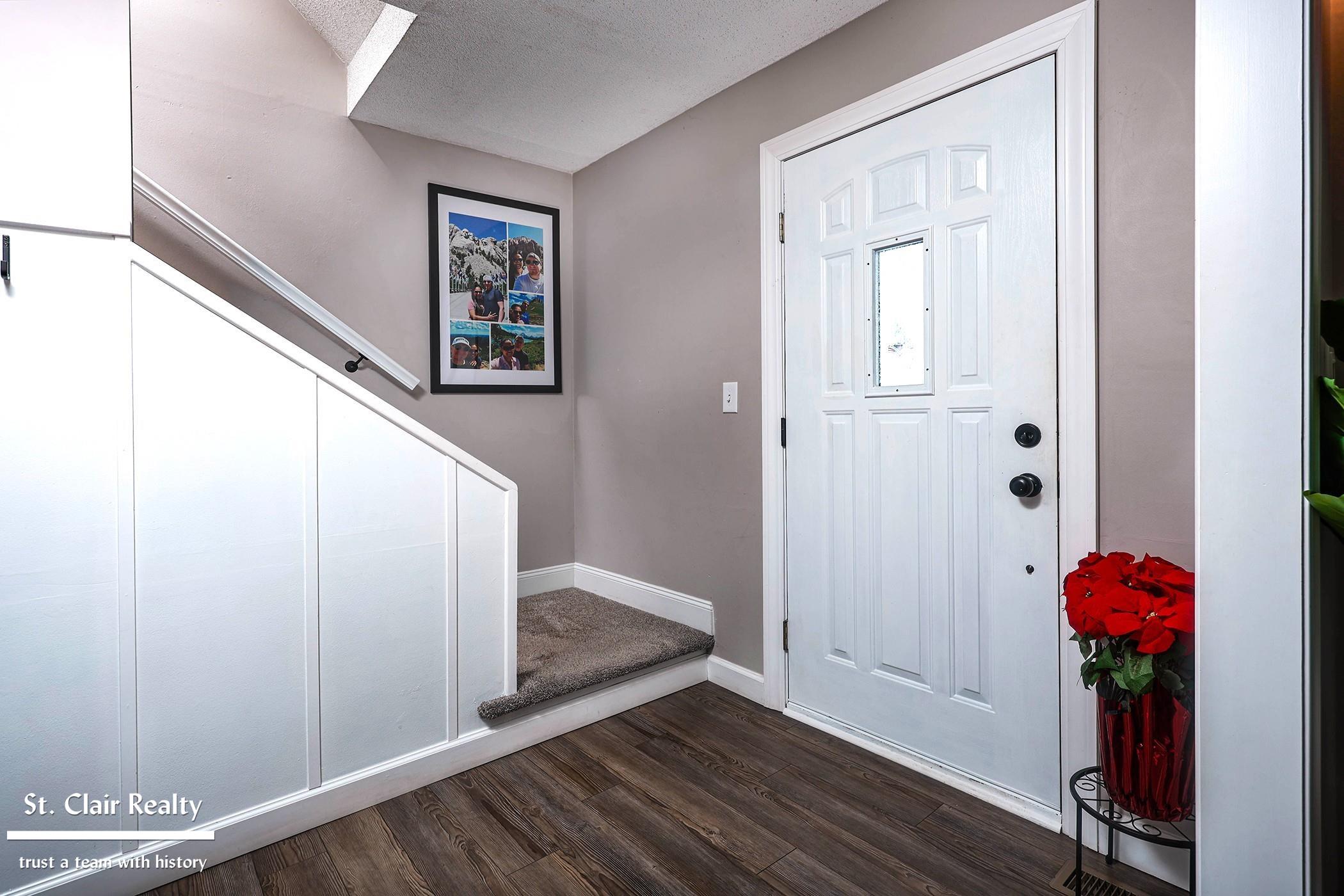 1813 N Woodland Drive