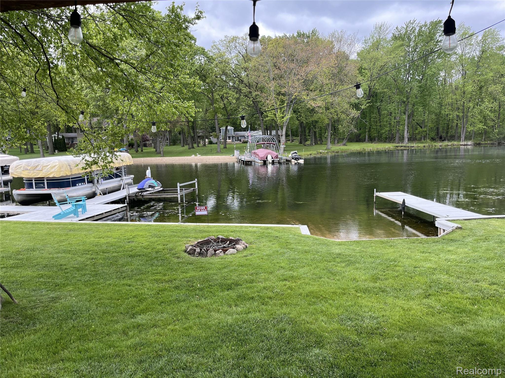 4106 Shoreview Lane