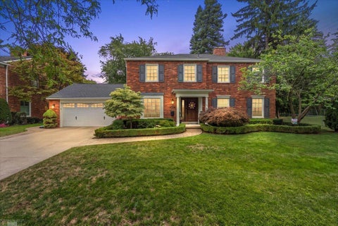 Photo of 20162 Wedgewood Drive, Grosse Pointe Woods City, MI 48236 (MLS # 58050225110)