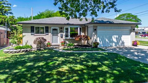 27881 Wagner Avenue Warren City MI 48093