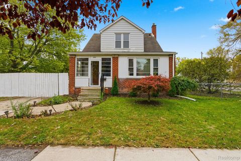 804 E Lincoln Avenue Madison Heights City MI 48071