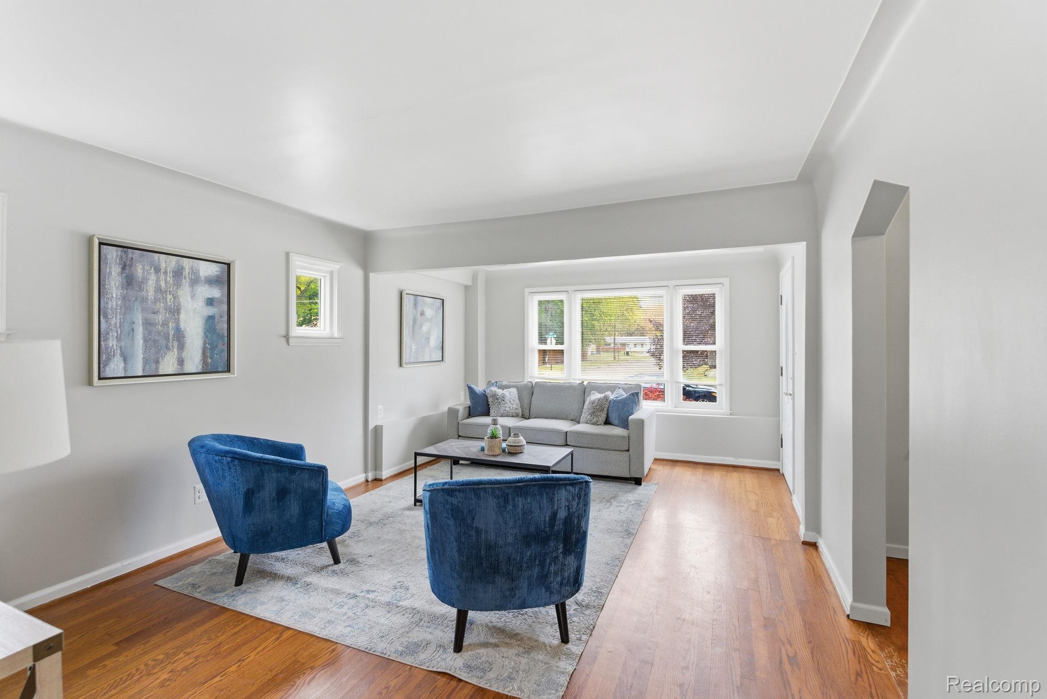 804 E Lincoln Avenue