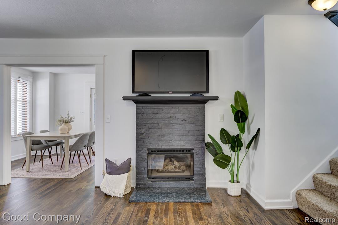 713 S Pleasant Street