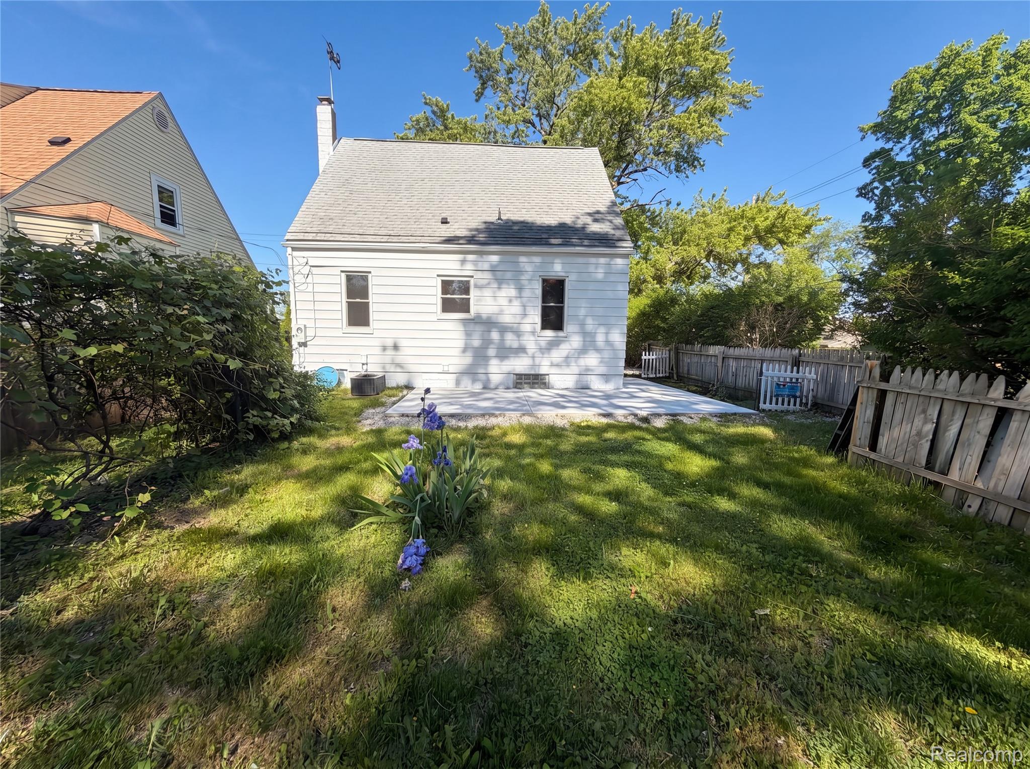 492 Algene Street