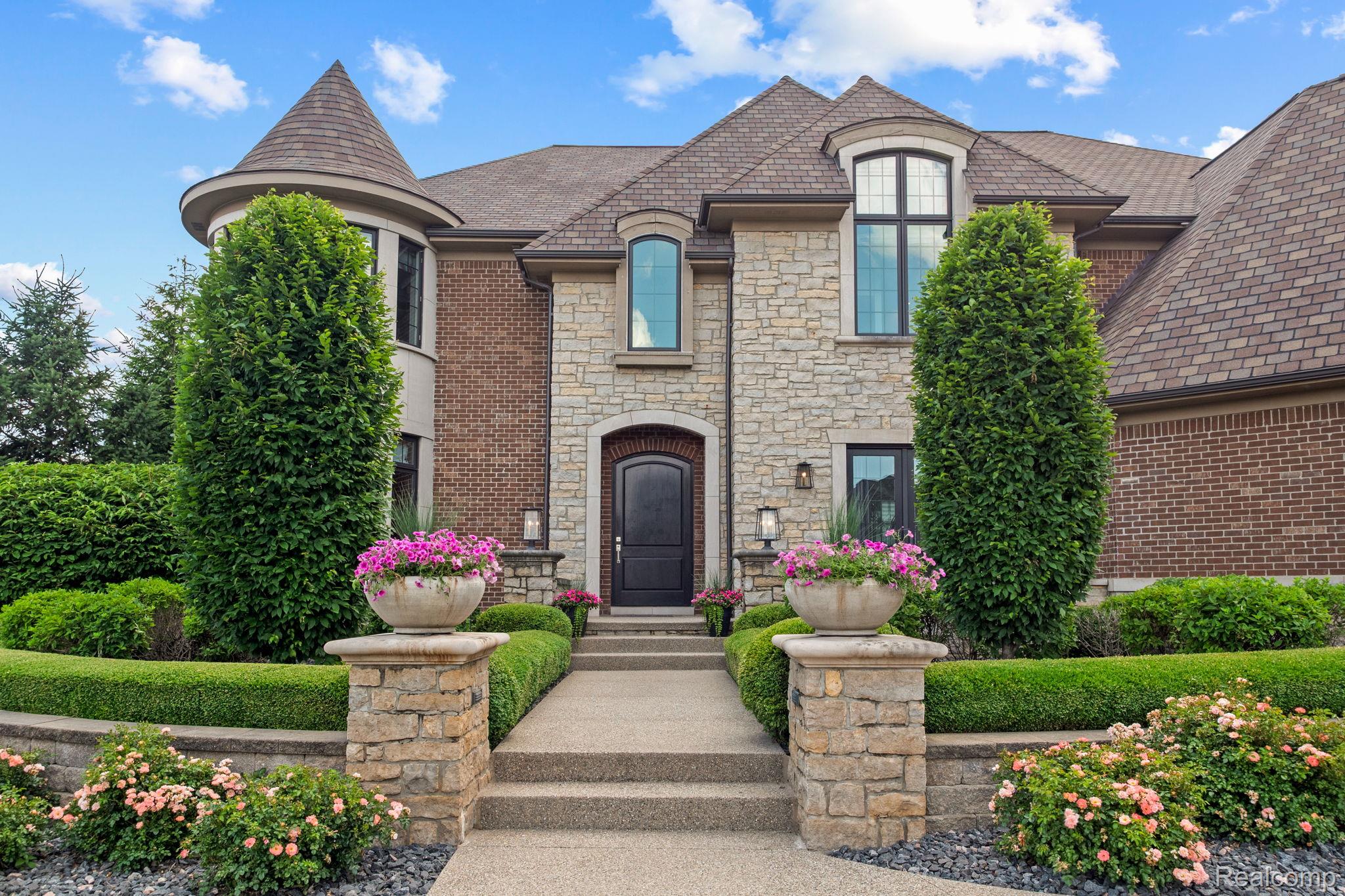 3906 Thatcher Drive
