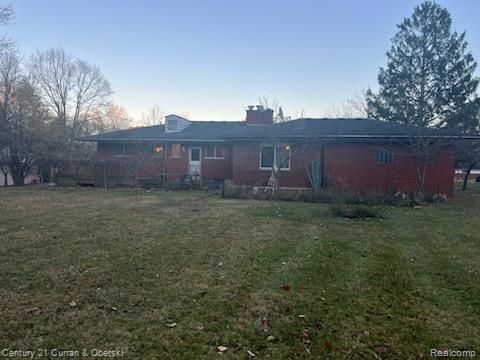 6886 E Nashway West Bloomfield Charter Township MI 48322