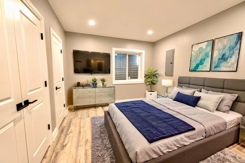 A home in RoyalOakCity_Oakland