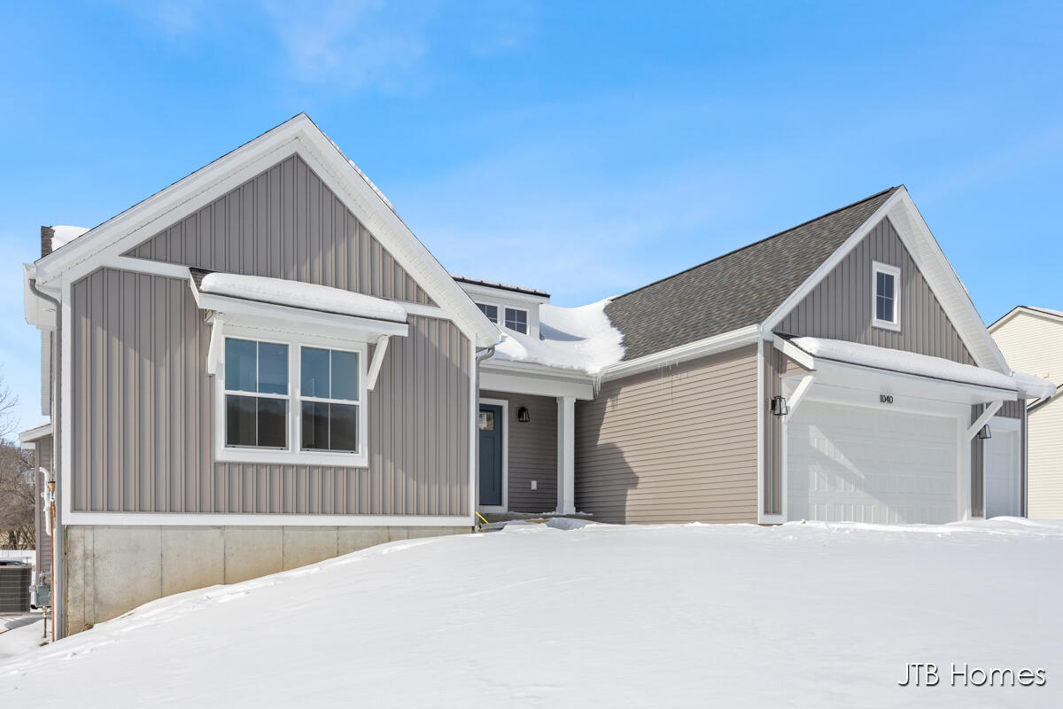 1040 N Washington Street SE