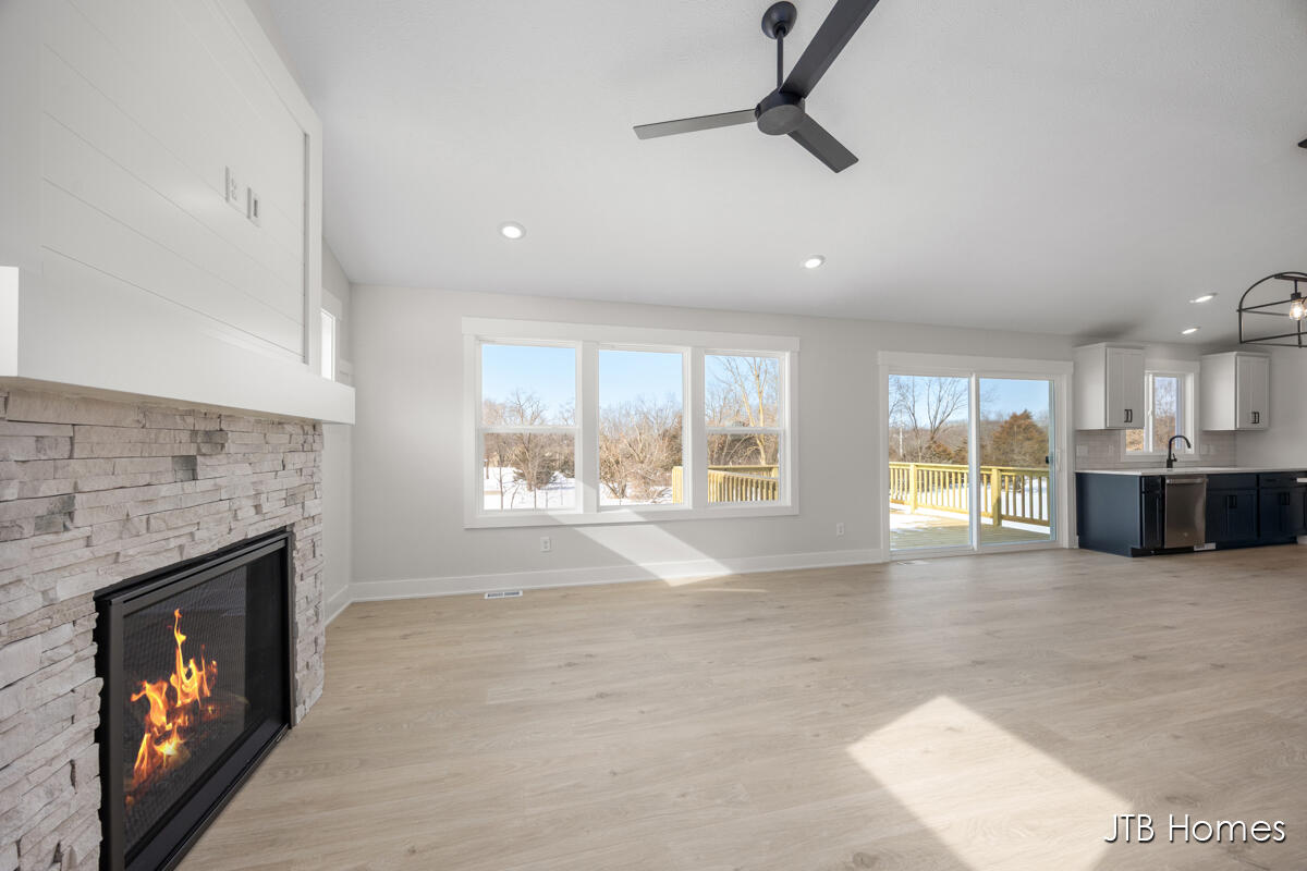 1040 N Washington Street SE