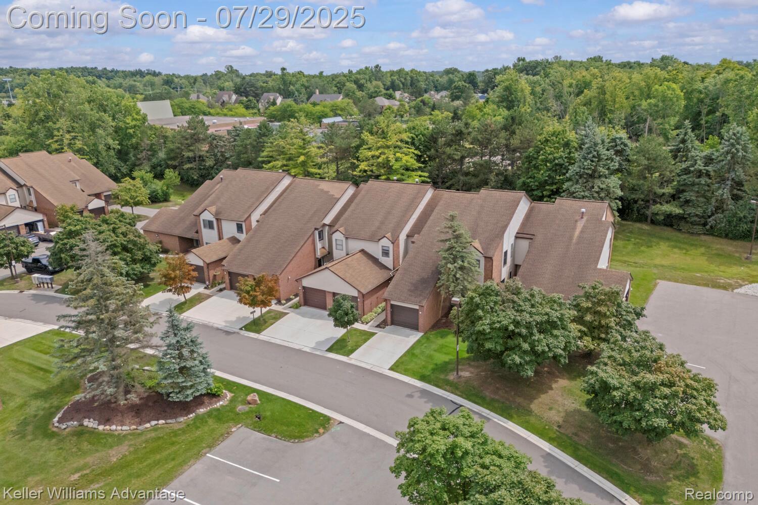 6660 Ridgefield Circle 104
