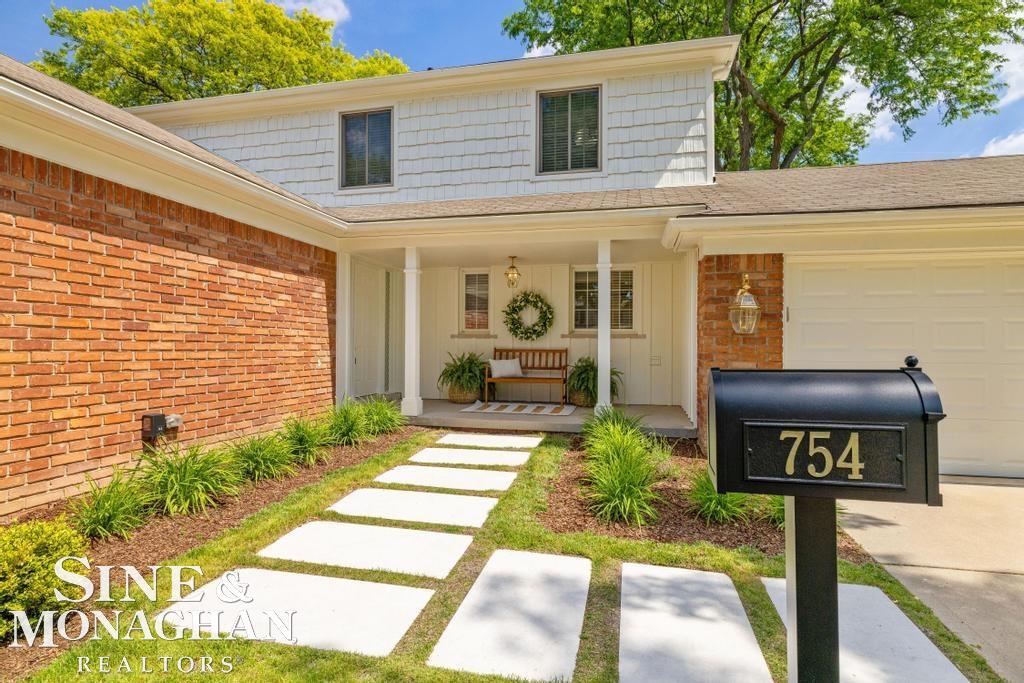 754 N Brys Drive