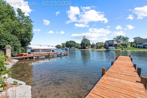 Tiny photo for 4912 Oakwood Court, Commerce Charter Township, MI 48382 (MLS # 20261010357)