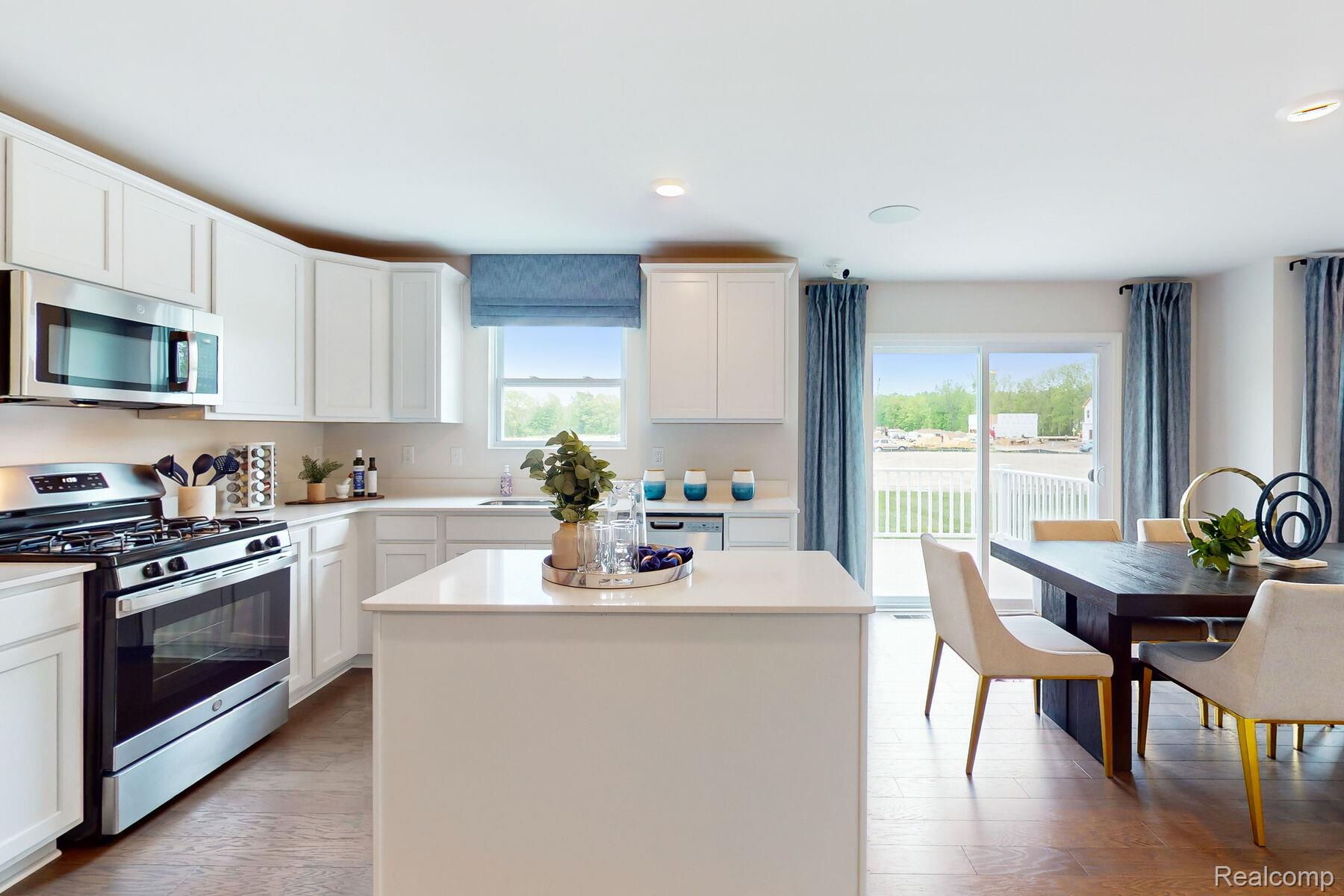 14065 Old Oak Trail