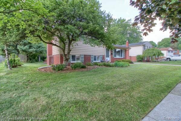41928 River Oaks