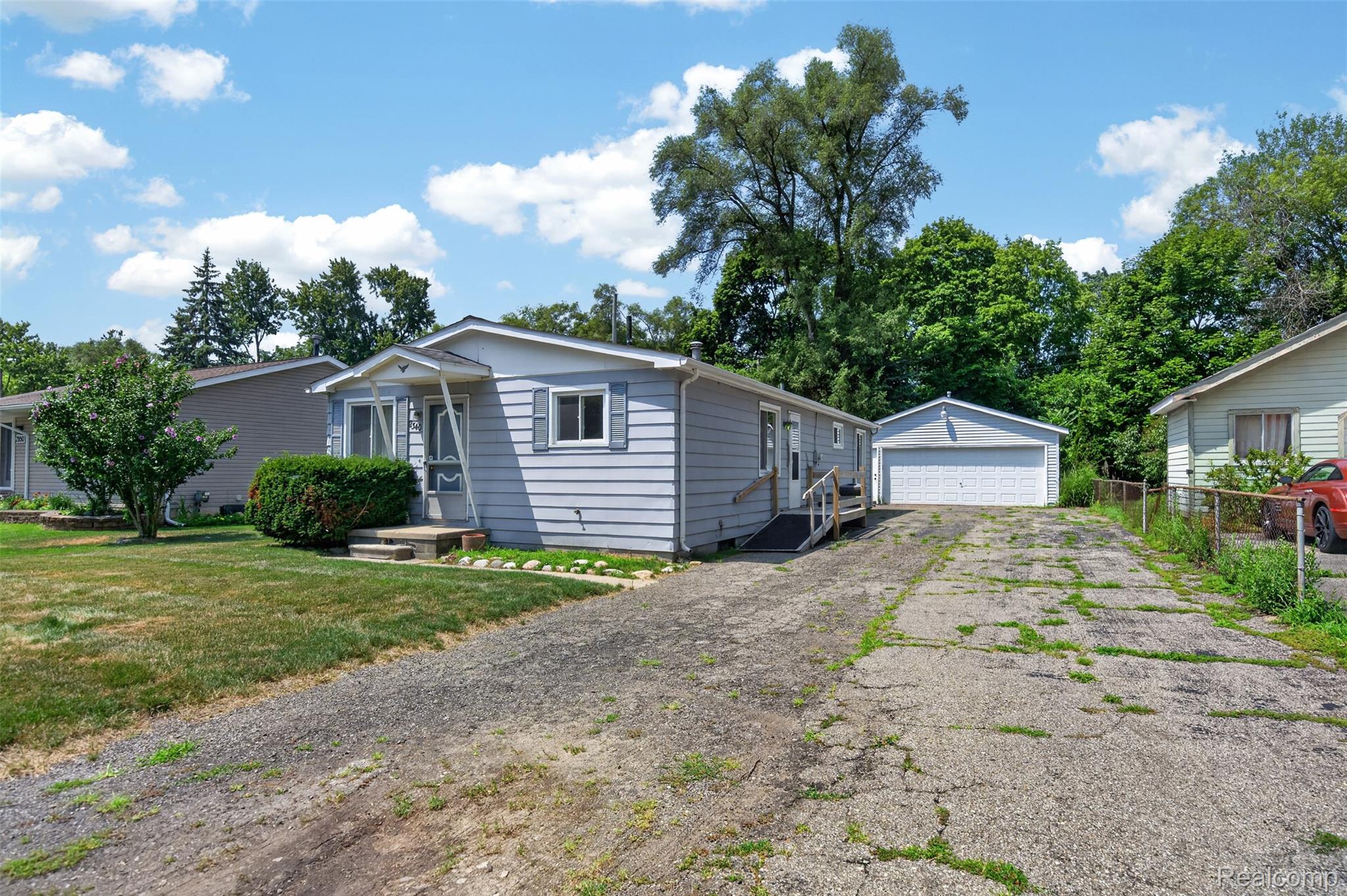 2340 Hester Court