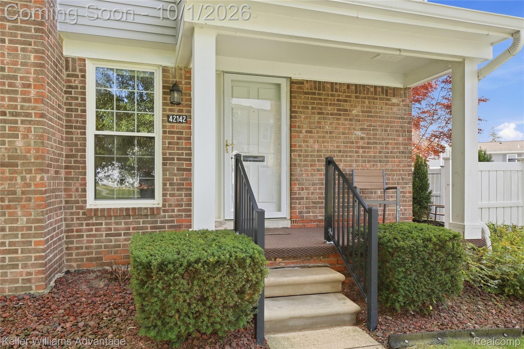 42142 Gladwin Street