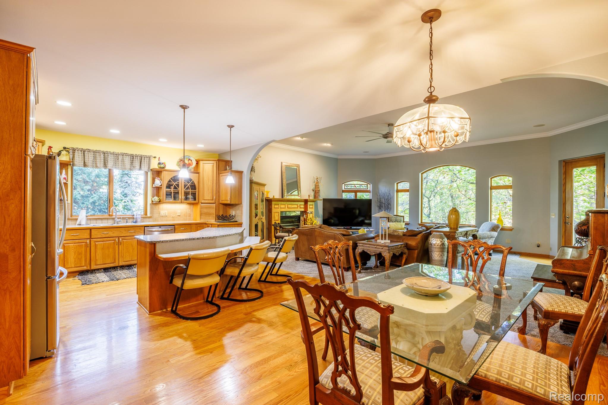 2215 Lily Court