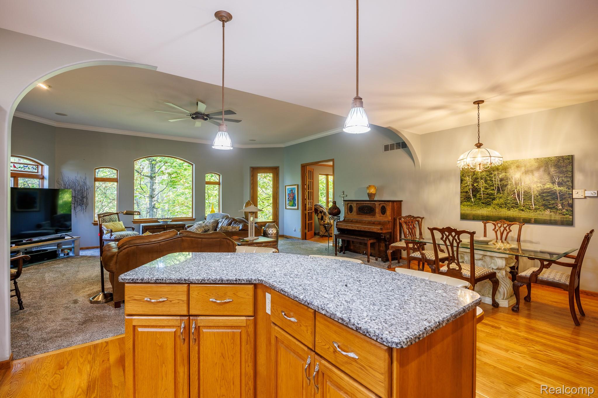2215 Lily Court