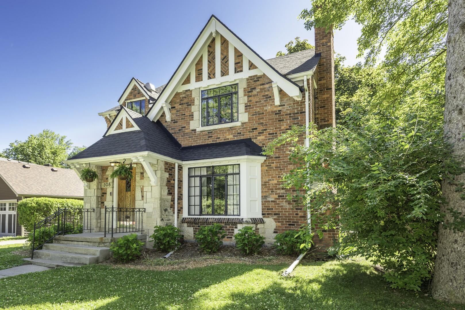 508 Fairview Circle