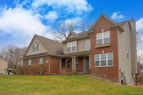 8925 El Dorado Drive White Lake Charter Township MI 48386