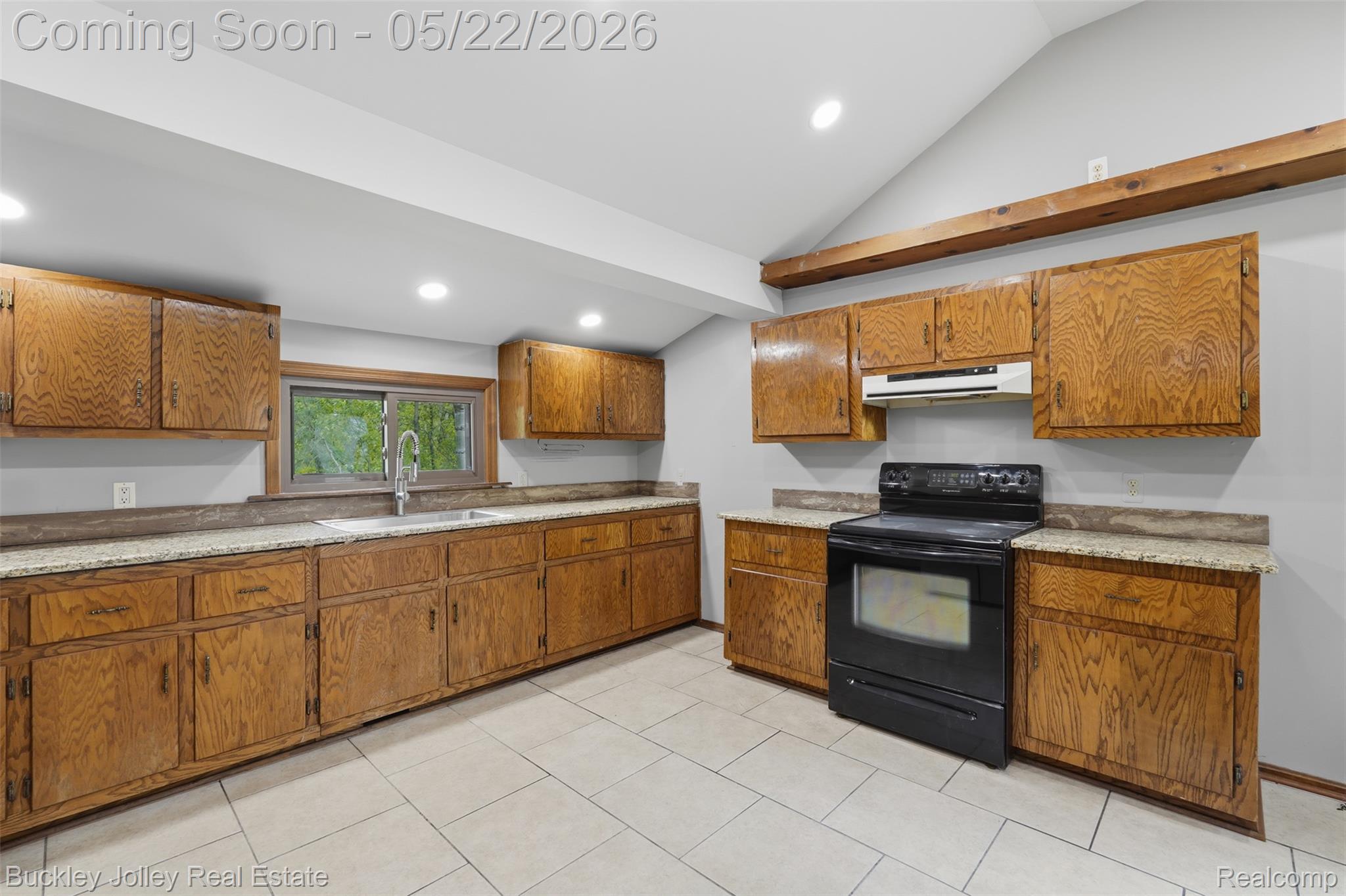 9255 Evergreen Road