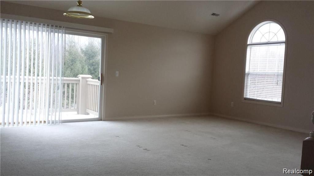 28339 Carlton Way Drive 33