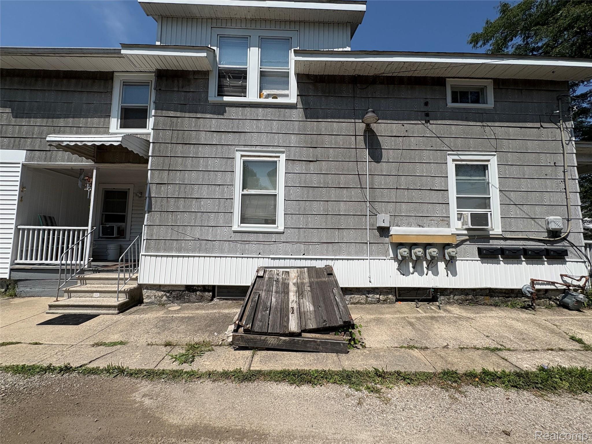 703 W 3rd Street