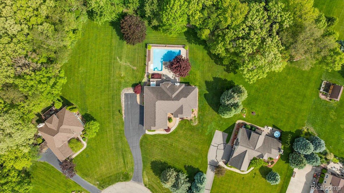 8533 Glen View Drive